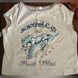 Cap sleeve Bronco tee.